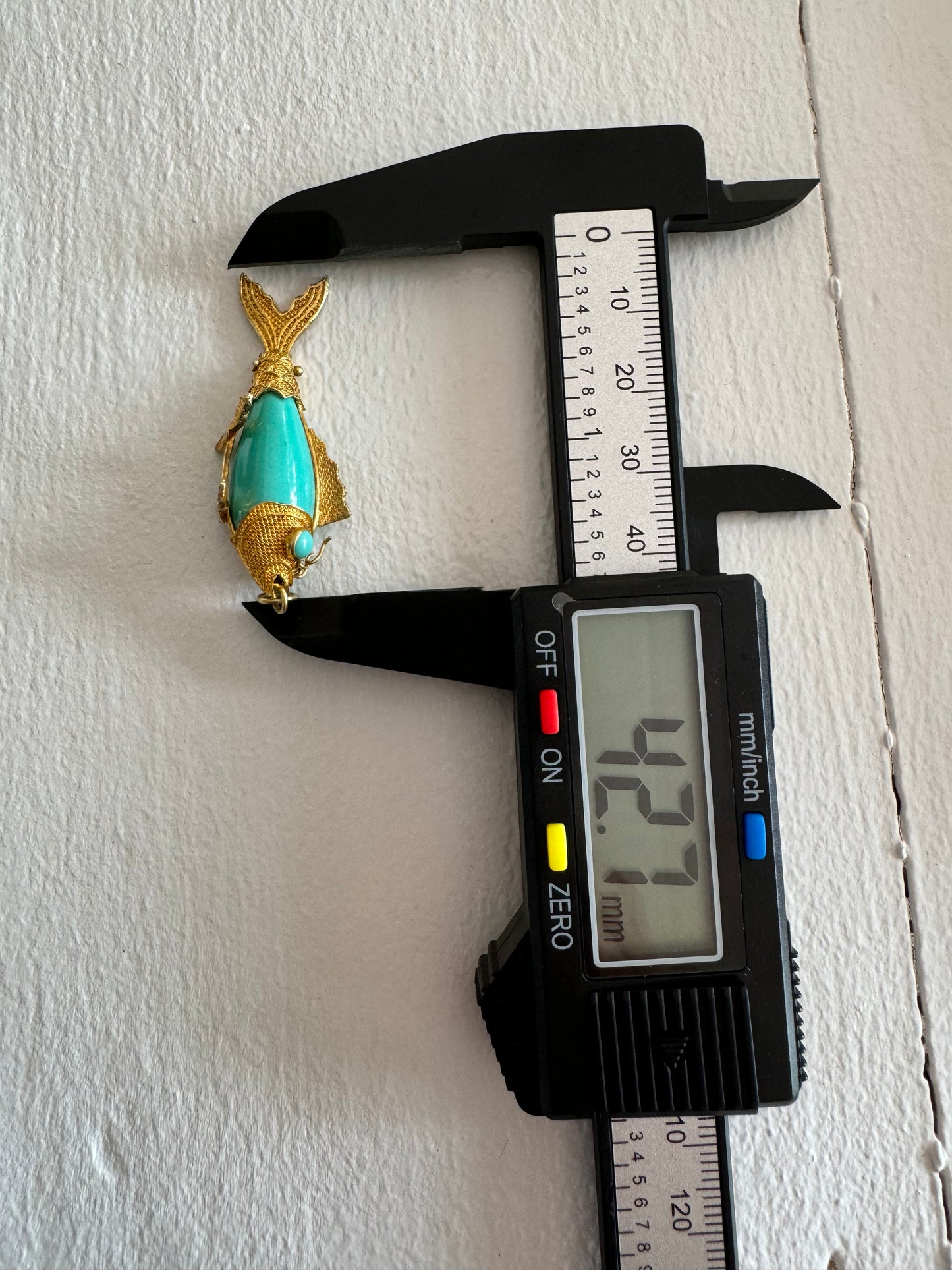 Vintage 14k gold and turquoise fish